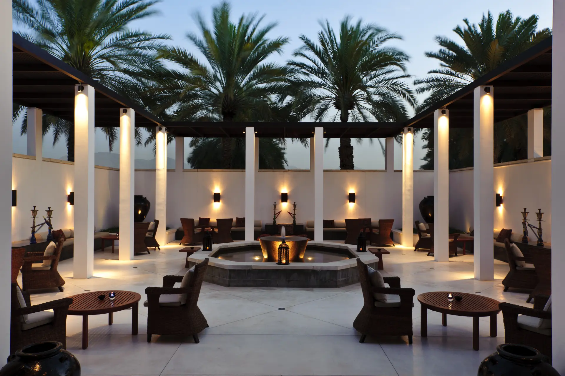 Vandpibebar og lounge på The Chedi Muscat, Oman