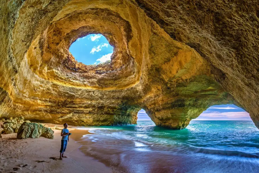 Paradise Cave på Algarvekysten i Portugal