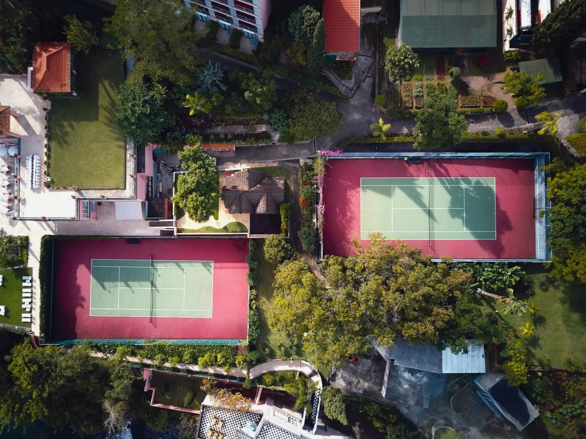 Tennisbaner på Reid's Palace, A Belmond Hotel, Madeira, Portugal