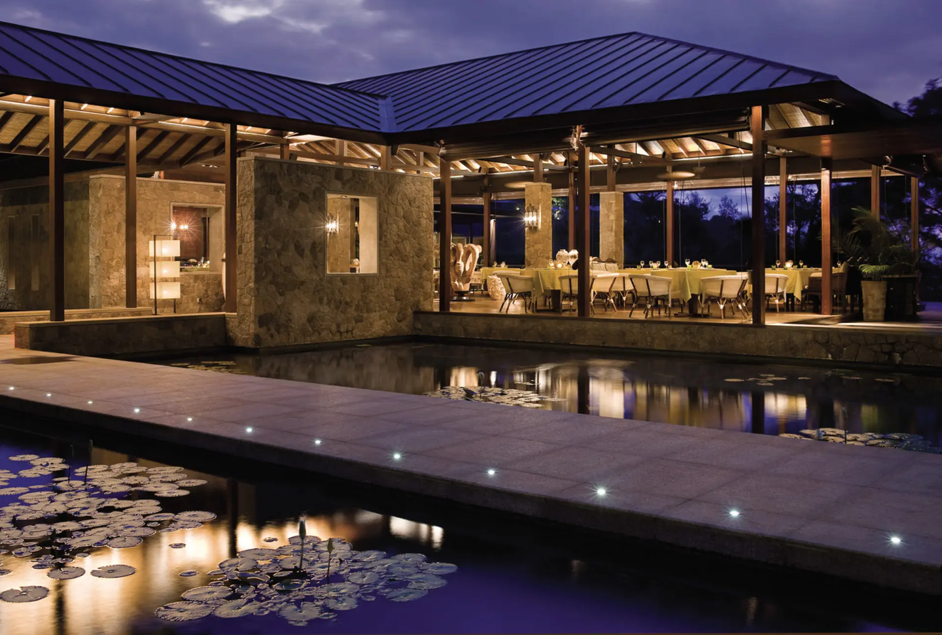 Restaurant på Four Seasons Resort at Desroches Island, Seychellerne