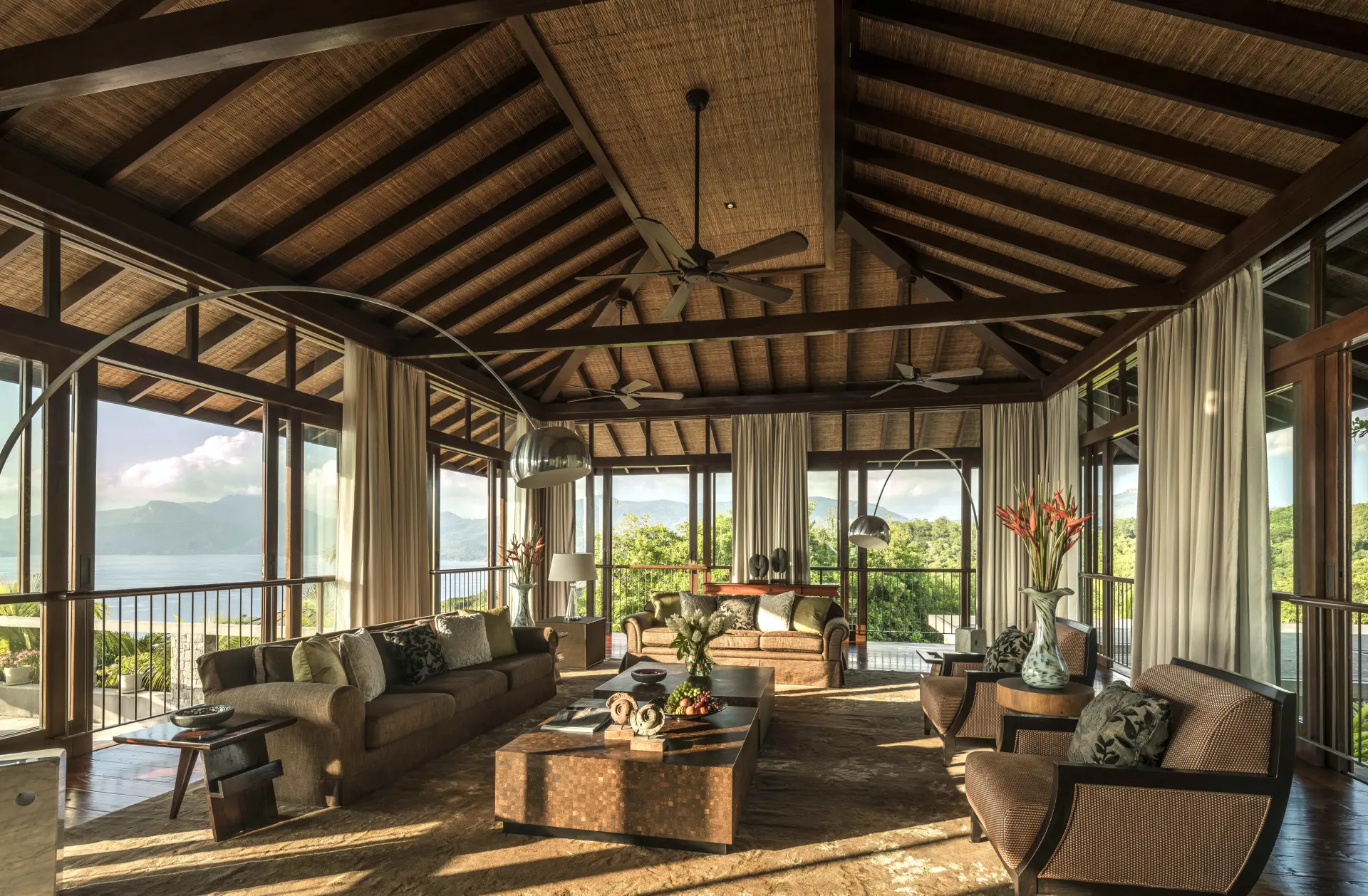 Afslapningsområde og lounge på Four Seasons Resort Seychelles, Seychellerne