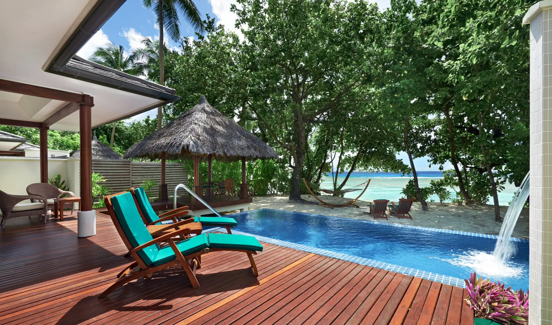 Deluxe Beach Front Villa på Hilton Seychelles Labriz Resort & Spa, Seychellerne