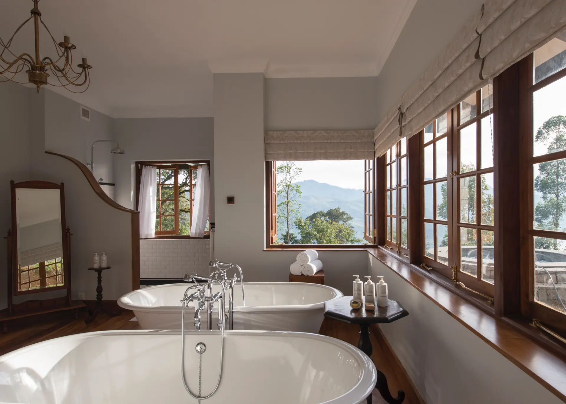 Ceylon Tea Trails på Sri Lanka, badeværelse med karbad