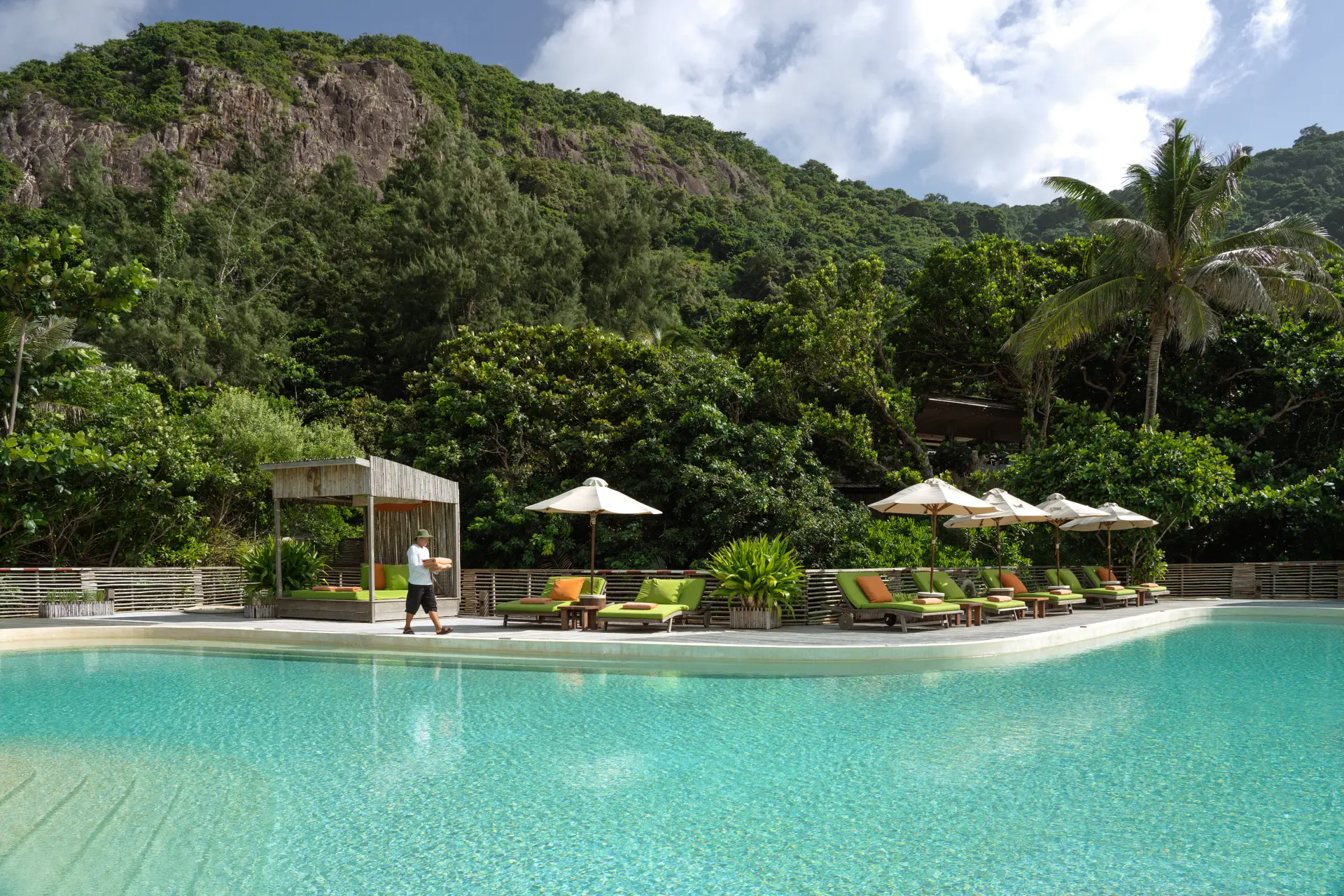 Swimming pool på Six Senses Con Dao i Vietnam