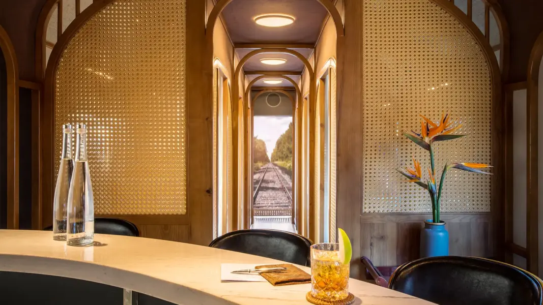 Bar i The Vietage by Anantara Luxury Railway, Vietnam