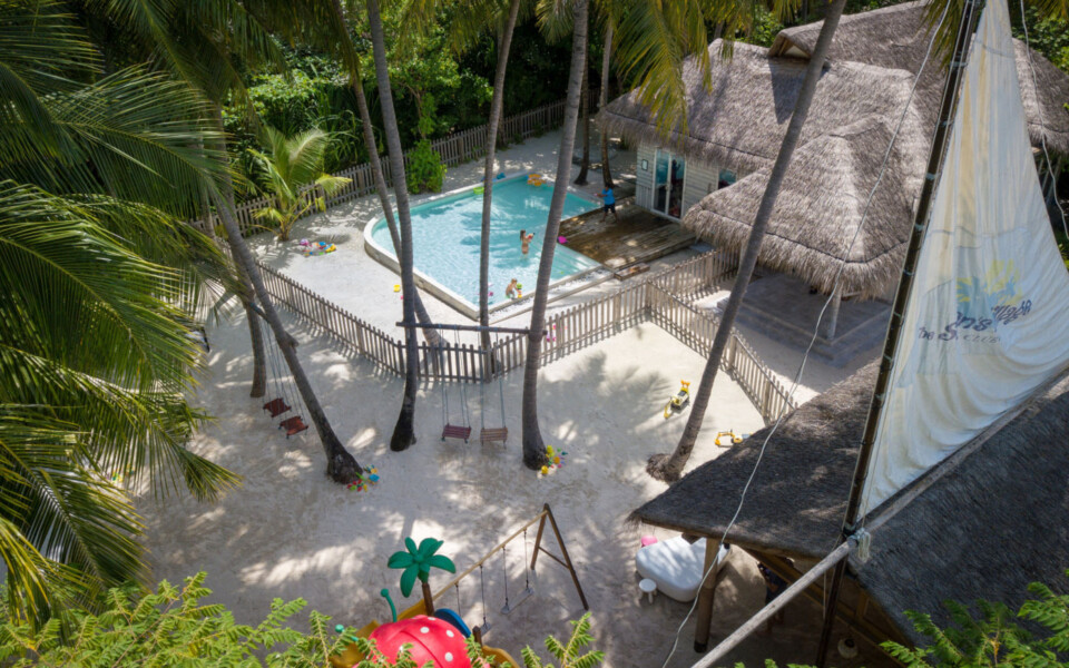 The sultans village Kids Club pool på Amilla Maldives på Maldiverne