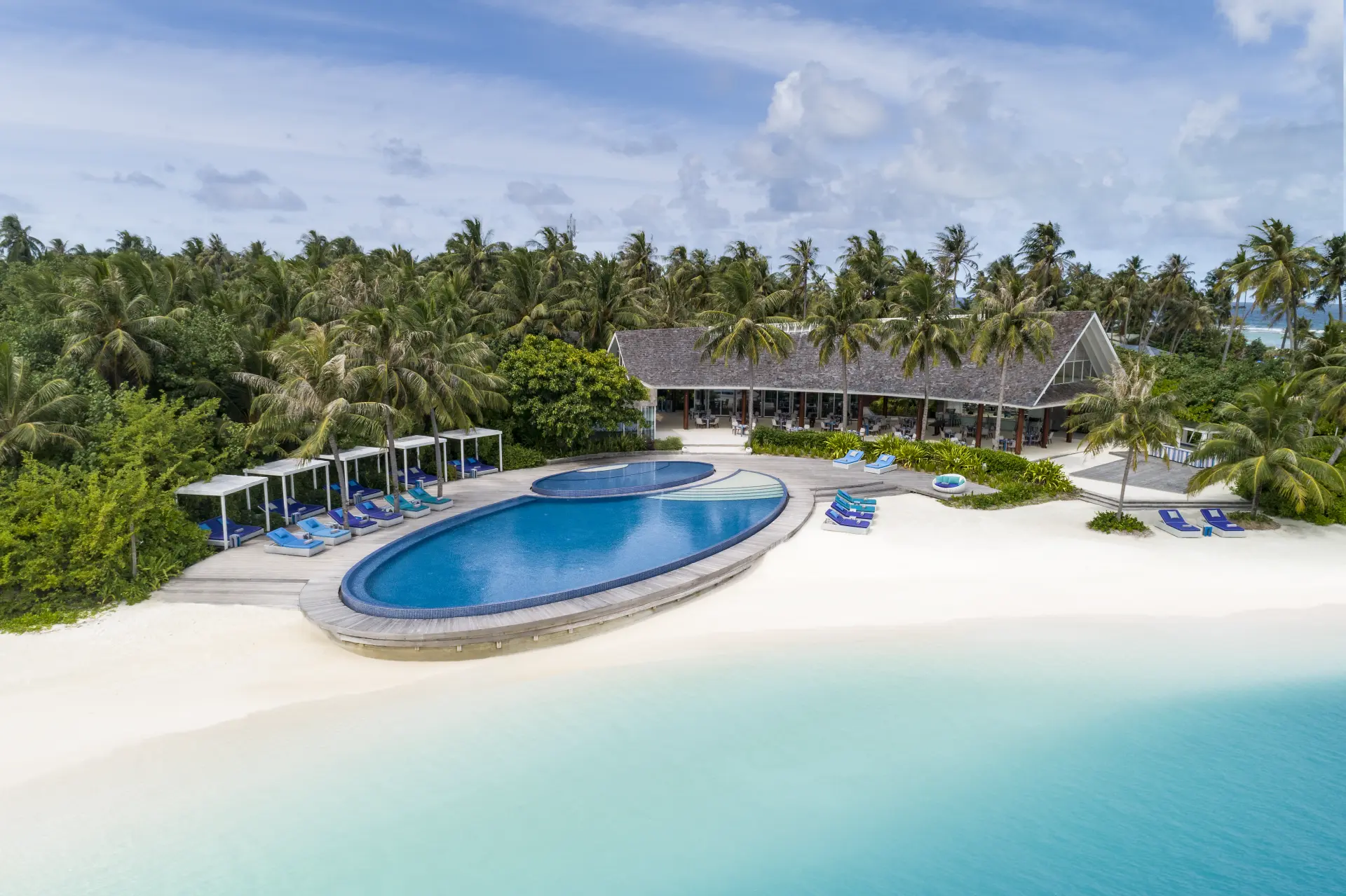 Pool området på Niyama Private Islands Maldives, Maldiverne