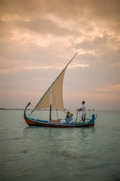 Sunset Sailing Dhoni Soneva Jani, Maldiverne