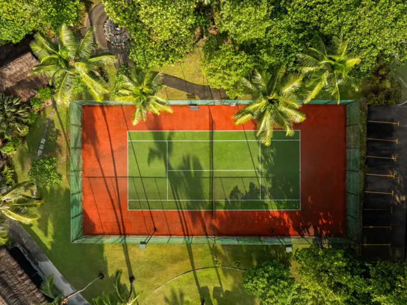 Tennis på Constance Lemuria på Seychellerne