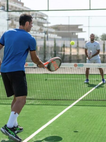Der er et væld af sportaktiviteter på Cap St Georges Hotel & Resort, Cypern
