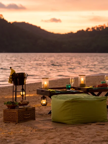 Sunset barbecue på Hiltop på Six Senses Yao Noi i Thailand