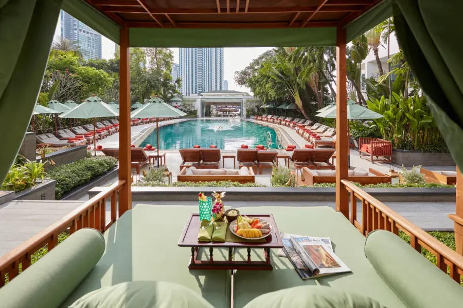 Poolside på Mandarin Oriental Bangkok i Thailand