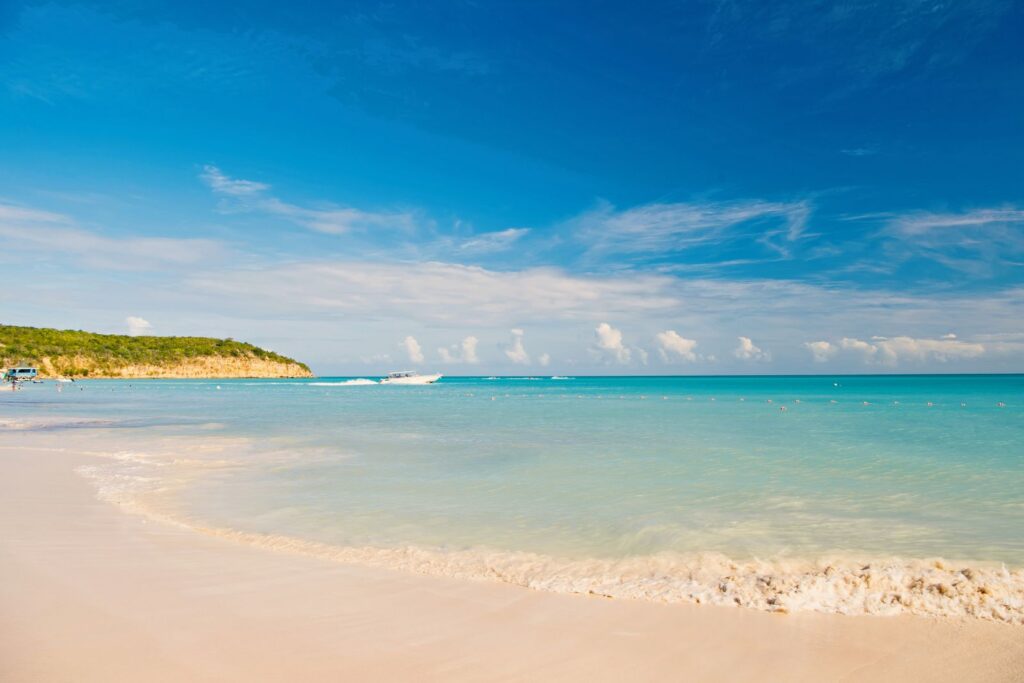 Strand nær St. George's på Grenada, Caribien