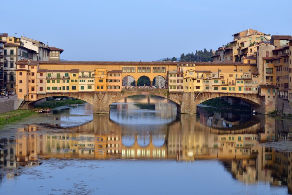 Ponte Vecchio broen i Firenze, Italien