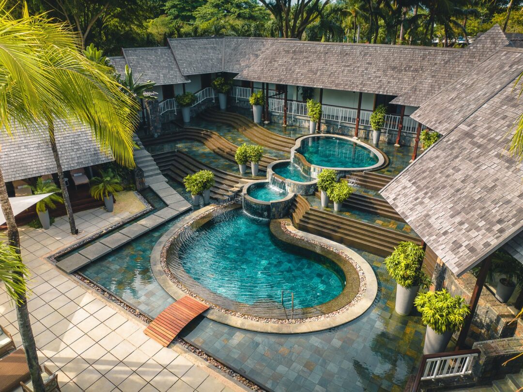 Udendørs pool i spaen på Royal Palm Beachcomber Luxury, Mauritius