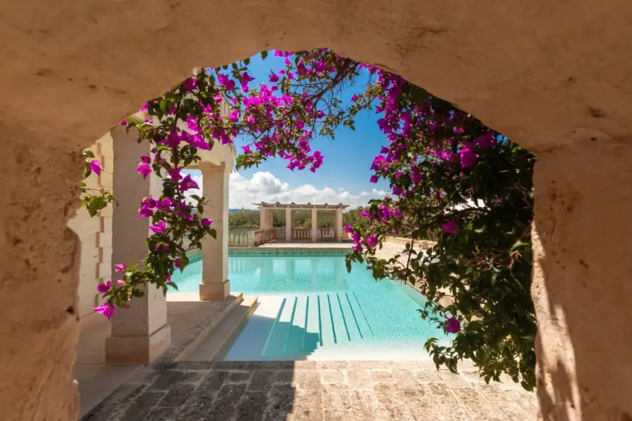 Poolvilla i Le Case-området i Borgo Egnazia. Puglia, Italien