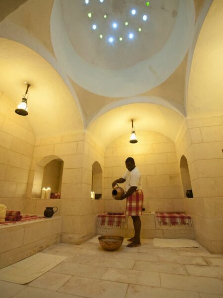 Spa, hammam, isgrotte mm. på Six Senses Zighy Bay, Oman