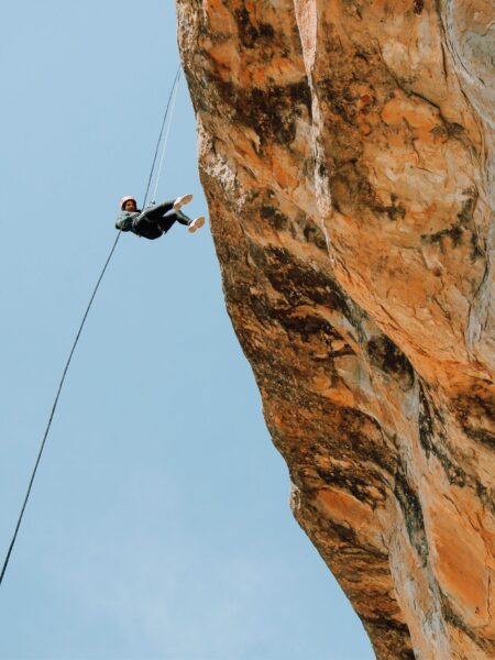Rappelling ved Alila Jabal Akhdar i Oman