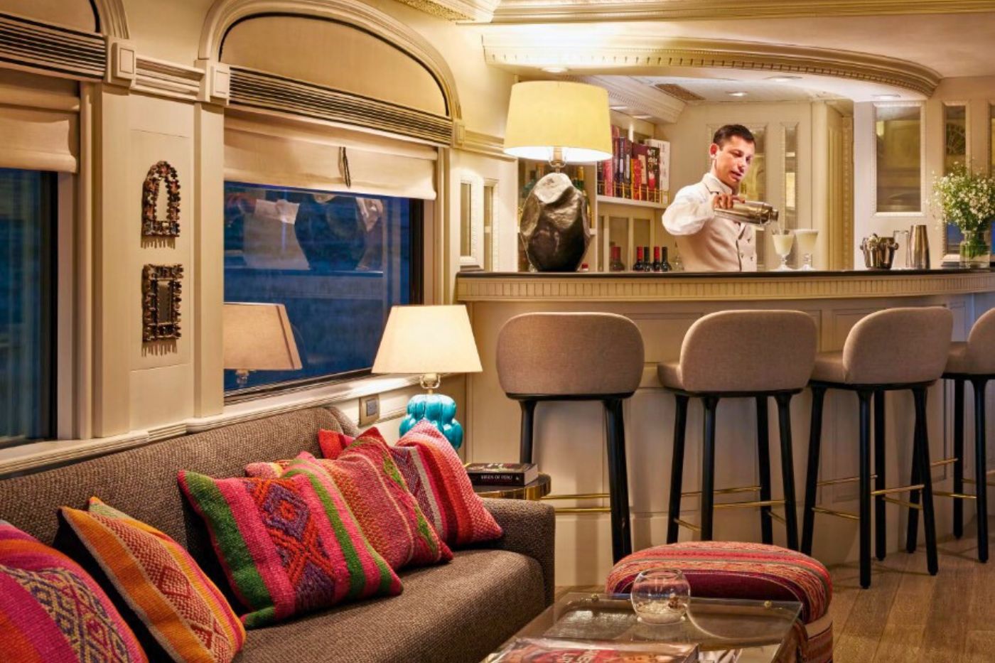 Lounge Car på Andean Explorer, A Belmond Train