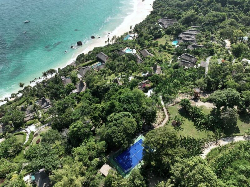 Pickleball og padelbane på NIHI Sumba, Indonesien