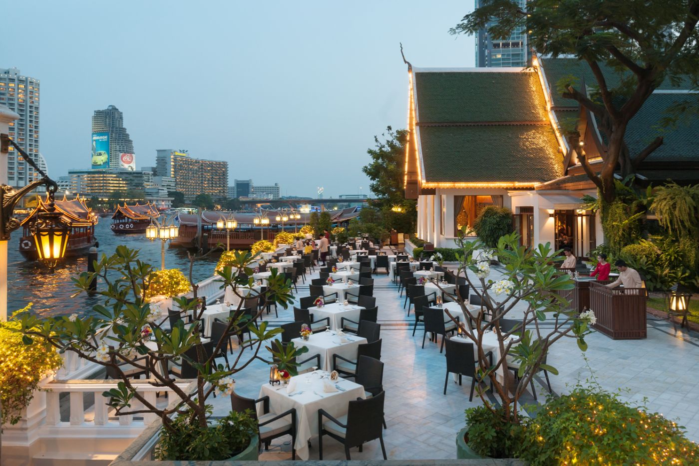 Terrace Rim Naam på Mandarin Oriental Bangkok, Thailand