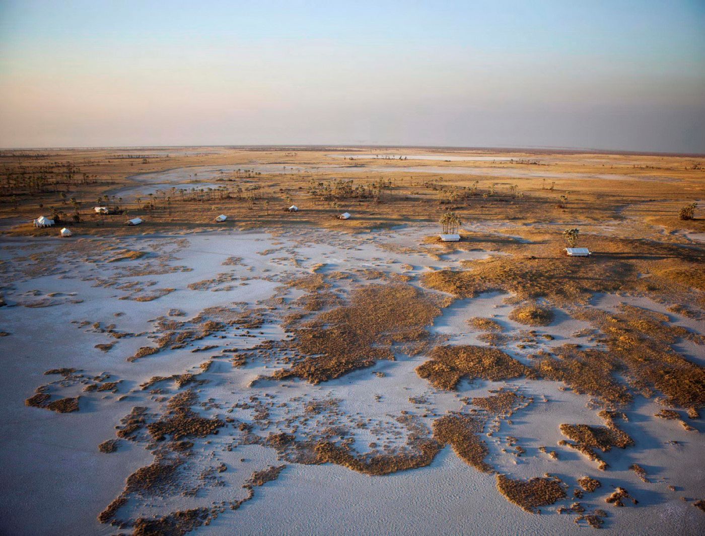 San Camp på Makgadikgadi saltsletten i Botswana