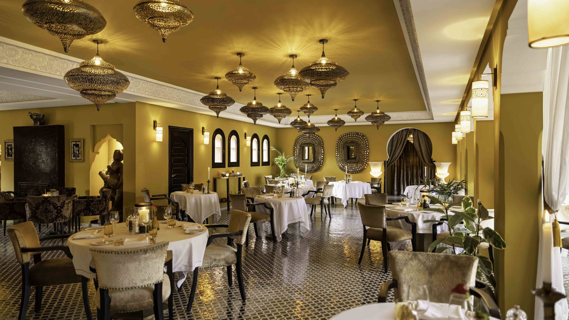 Kanoun Restaurant på Kasbah Tamadot, Marokko