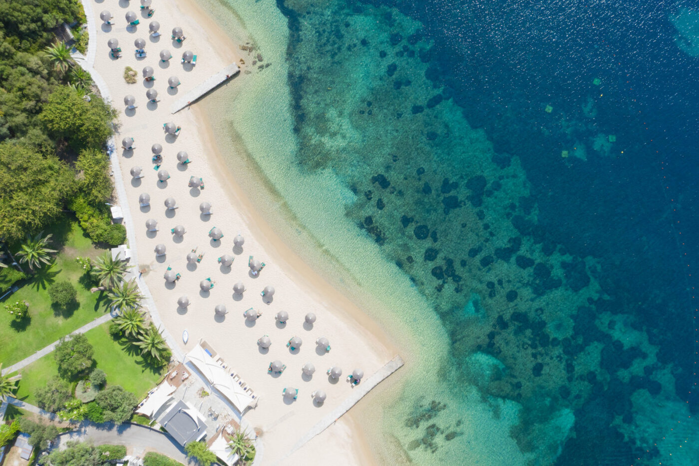 Stranden ved Eagles Palace og Eagles Villas på Halkidiki, Grækenland