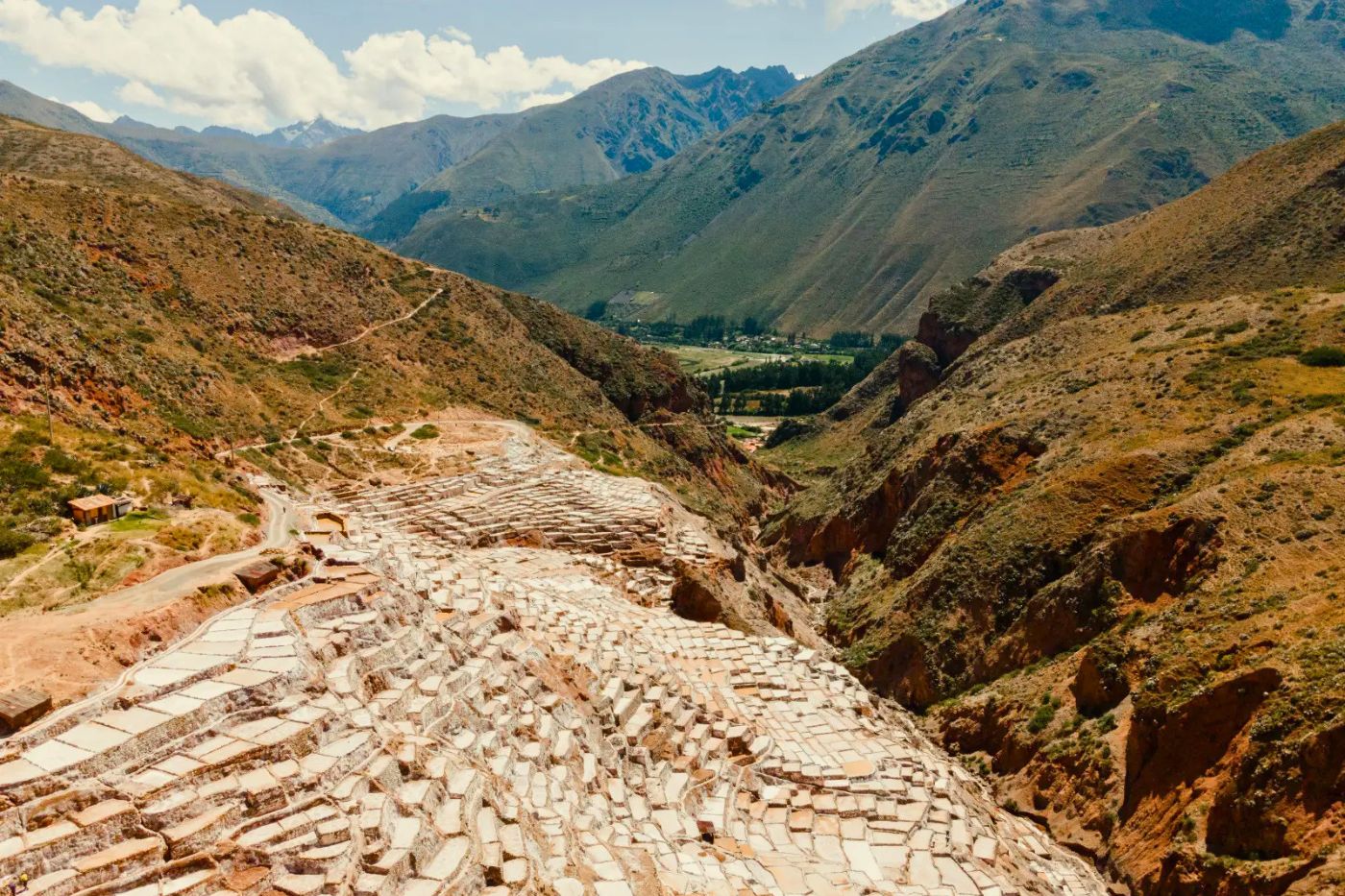 Maras saltmine nær Rio Sagrado, A Belmond Hotel, Peru