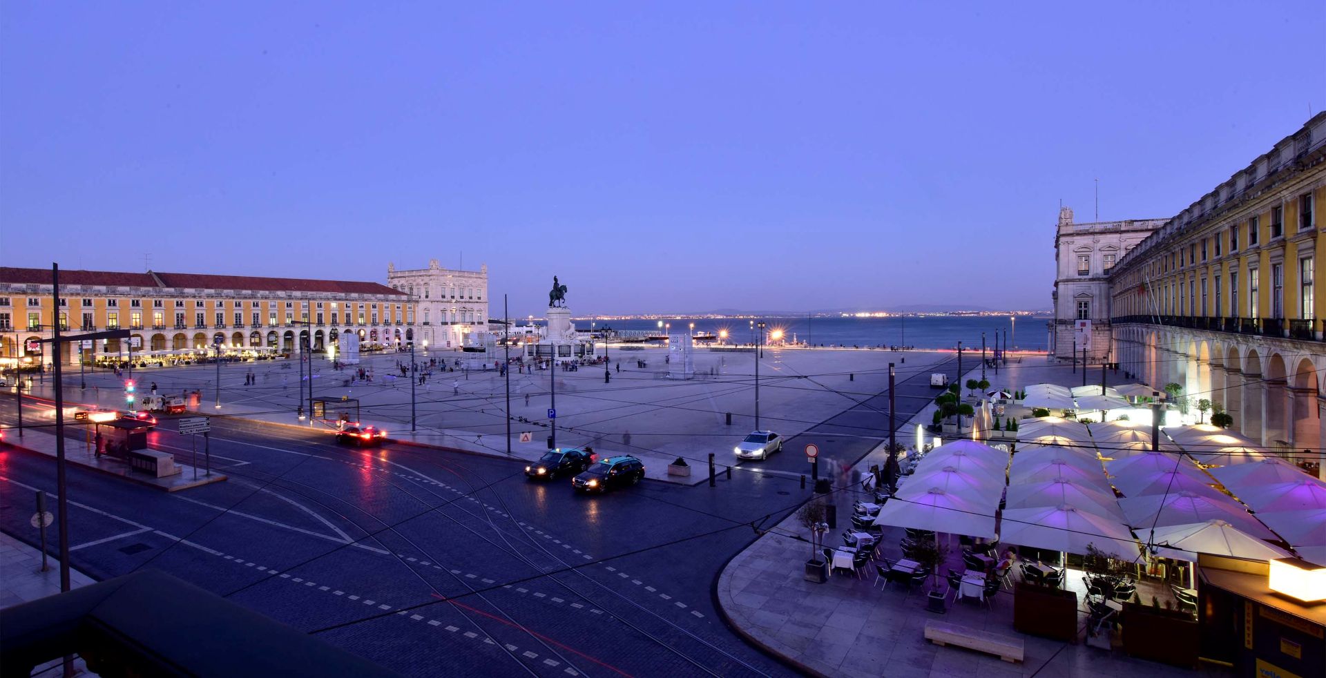 Udsigt til pladsen Praça do Comércio fra hotellet Pousada de Lisboa, Lissabon, Portugal