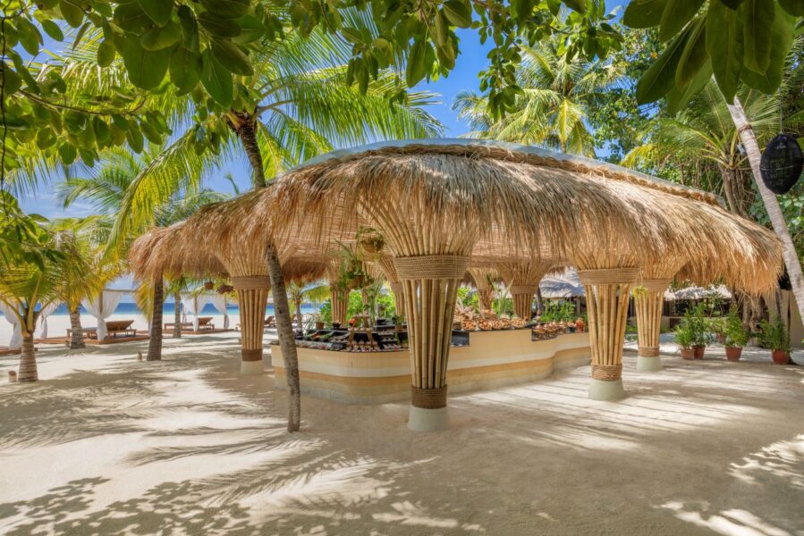 Maldiverne, Banyan Tree Vabbinfaru, Sangu Garden restaurant
