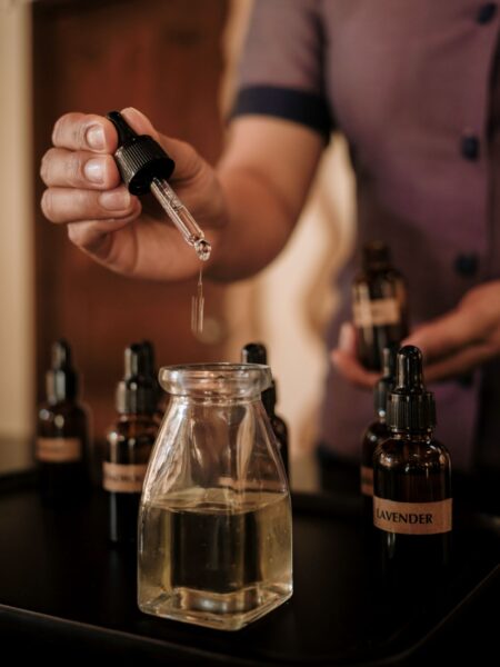 Maldiverne, Banyan Tree Vabbifaru, olieblanding til massage